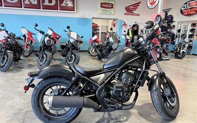 2026 Honda Rebel 300 E-Clutch