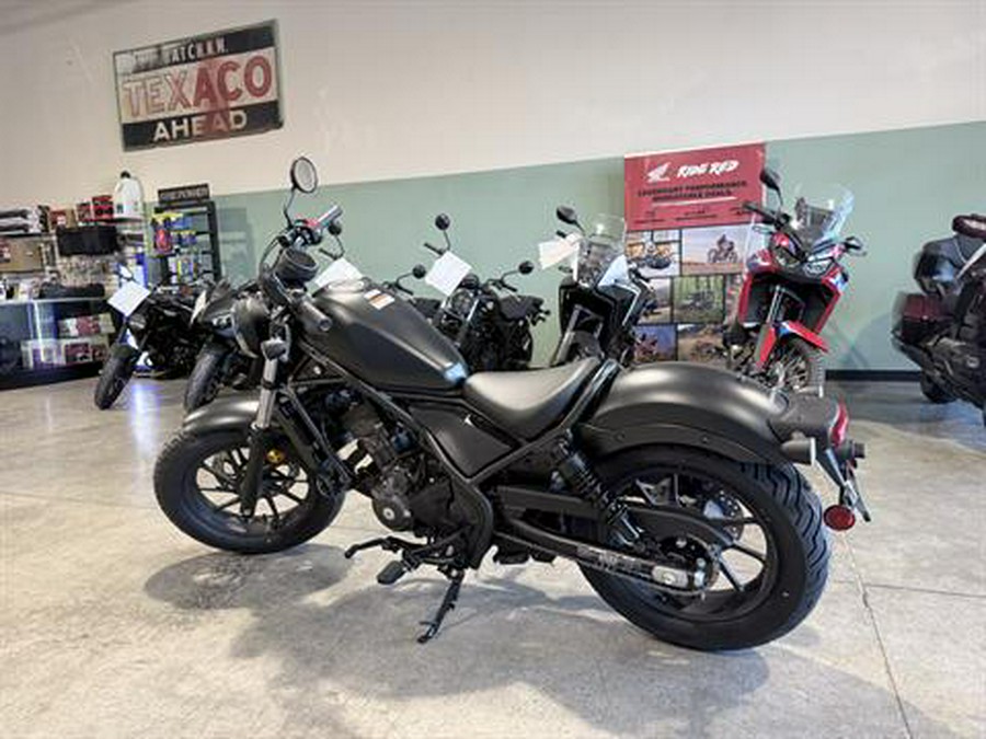 2026 Honda Rebel 300 E-Clutch