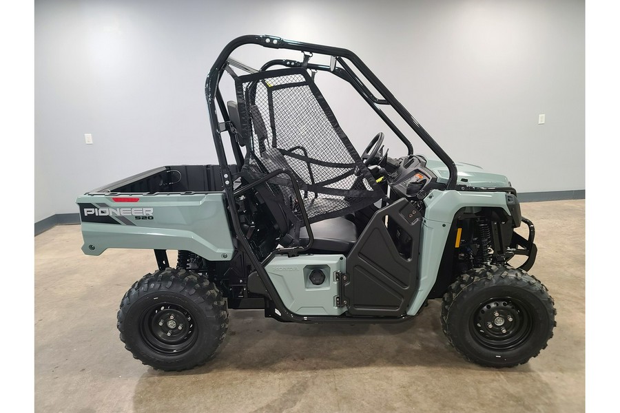 2026 Honda Pioneer 520