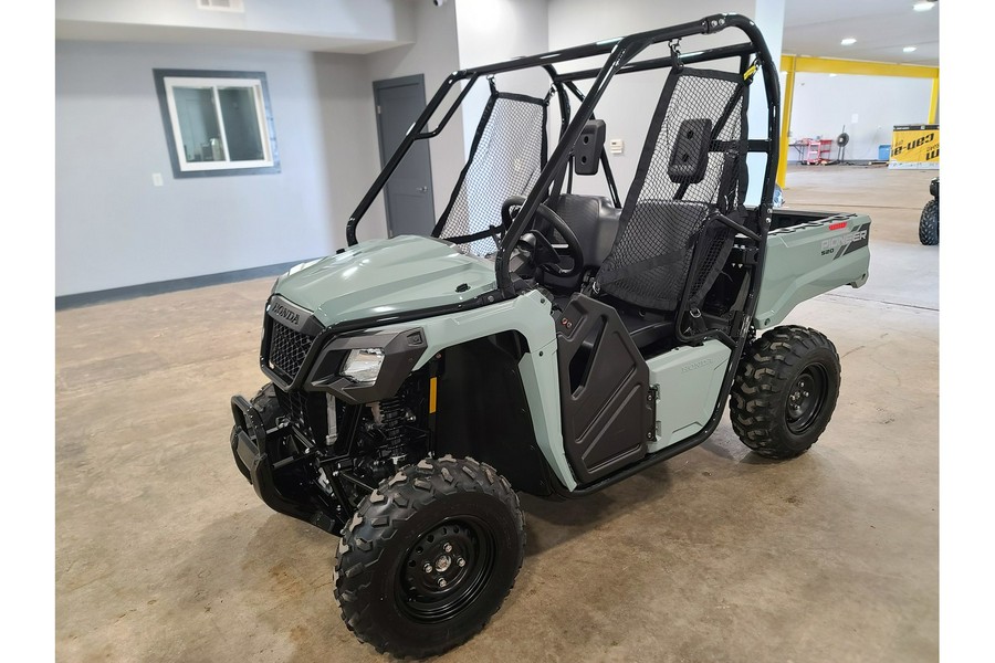 2026 Honda Pioneer 520