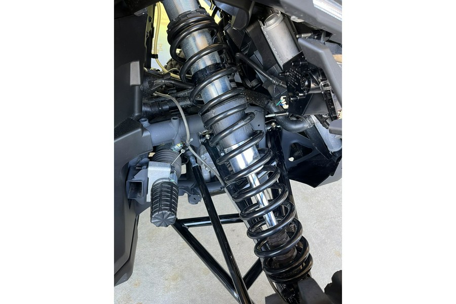 2023 Can-Am Maverick X3 X ds TURBO RR 64