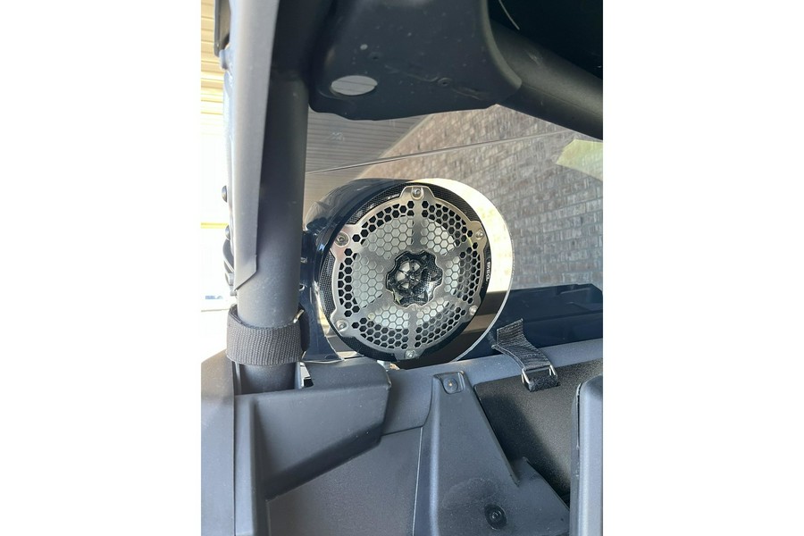 2023 Can-Am Maverick X3 X ds TURBO RR 64