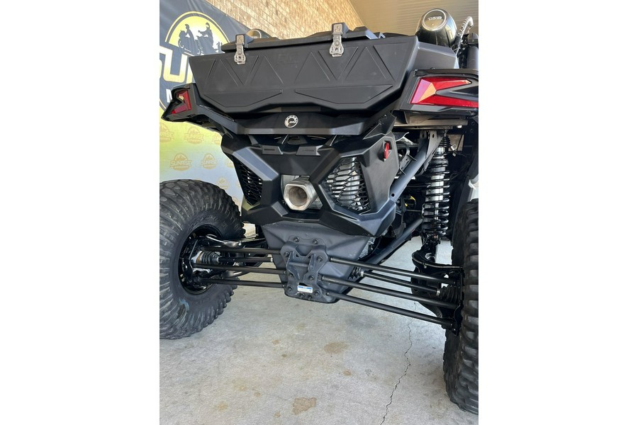 2023 Can-Am Maverick X3 X ds TURBO RR 64