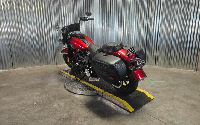 2026 Harley-Davidson Heritage Classic Brilliant Red Black Laced Wheels
