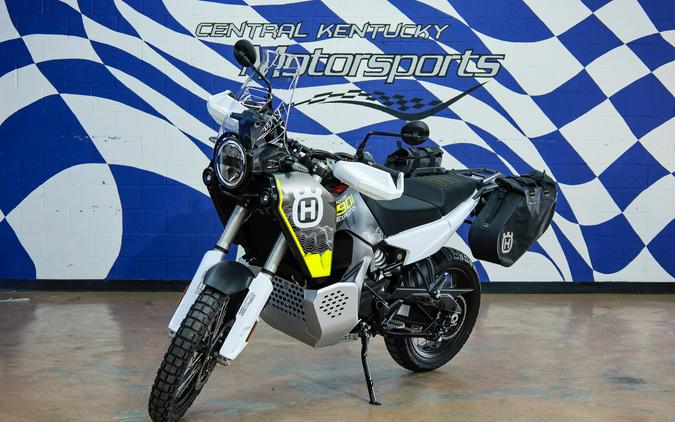 2027 NORDEN 901 EXPEDITION - Husqvarna Motorcycles