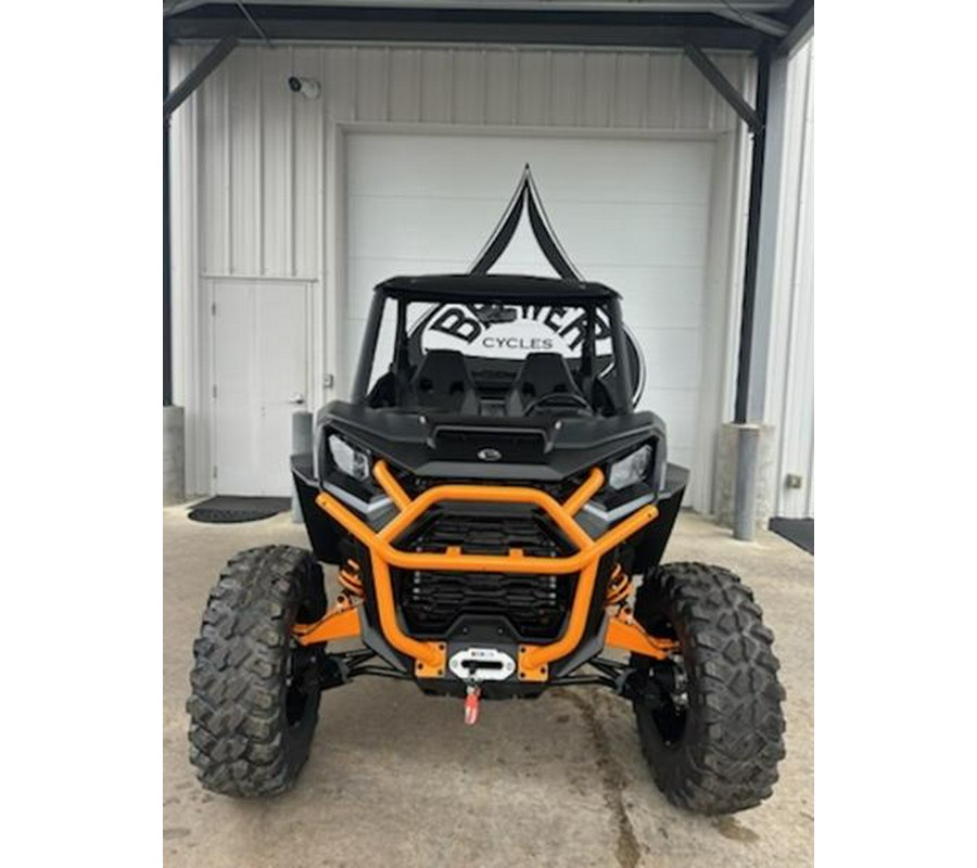 2026 Can-Am® Commander XT-P 1000R