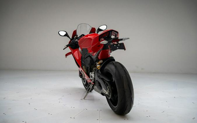 2026 Ducati Panigale V4