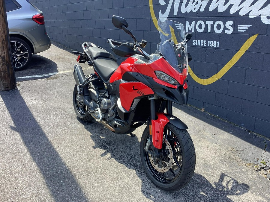 2025 Ducati MULTISTRADA V2