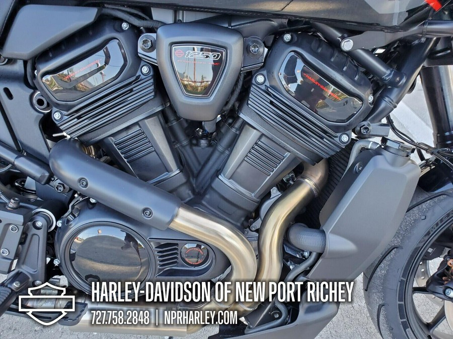 RA1250ST 2026 Pan America® 1250 ST