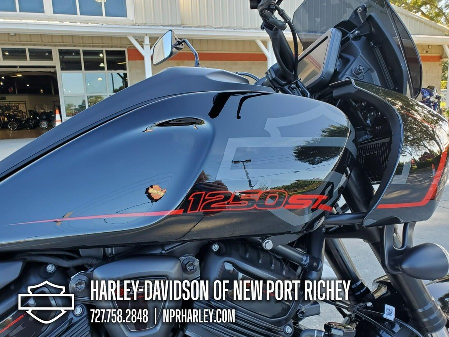 RA1250ST 2026 Pan America® 1250 ST