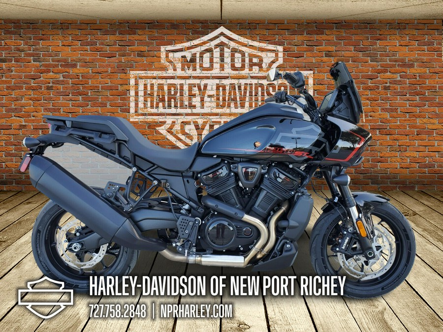 RA1250ST 2026 Pan America® 1250 ST