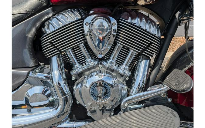 2019 Indian Springfield® - Two-Tone Option - Indian Motorcycle