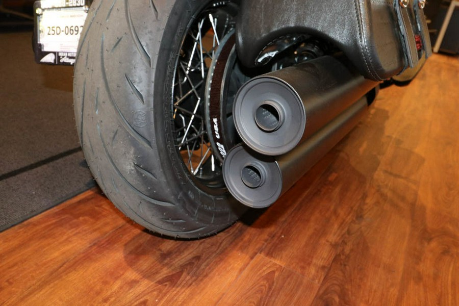 2025 Indian Motorcycle® Super Chief® Dark Horse® Moss Green