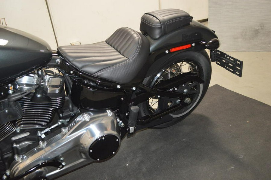 2025 Harley-Davidson® FXBB - Street Bob®