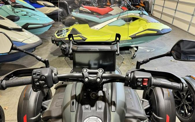 2025 Can-Am® Canyon Redrock