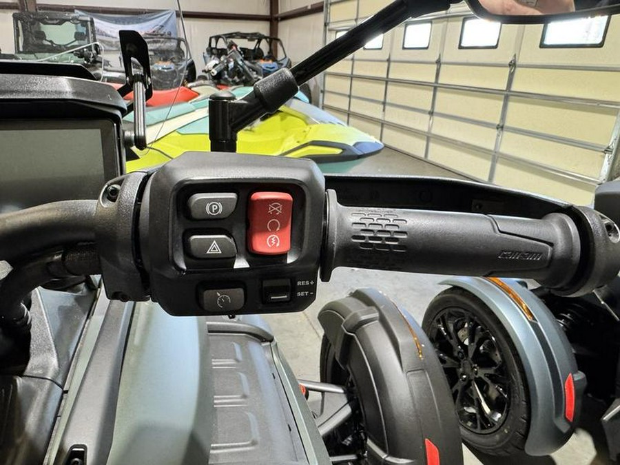 2025 Can-Am® Canyon Redrock