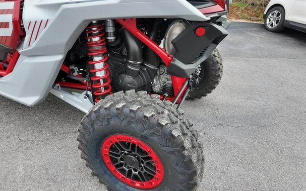 2025 Can-Am® Maverick X3 XRS 72" Turbo RR Max Fiery Red & Hyper Silver