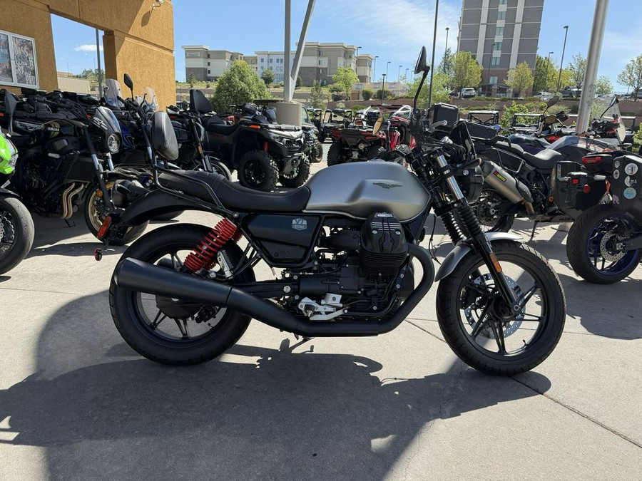2023 Moto Guzzi V7 Stone