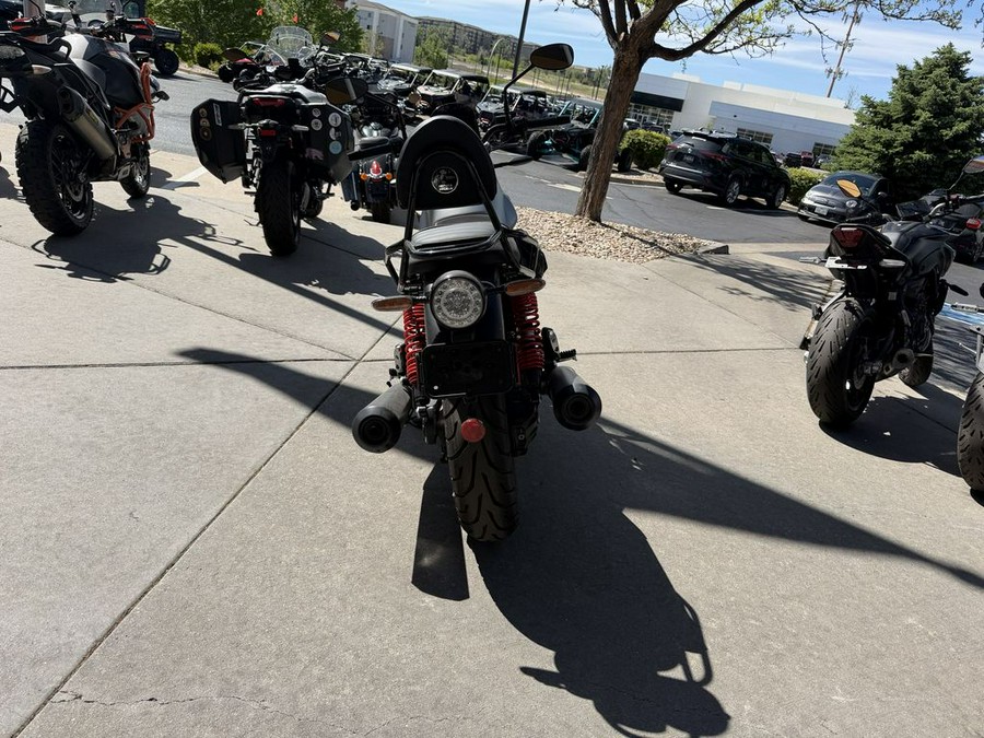 2023 Moto Guzzi V7 Stone