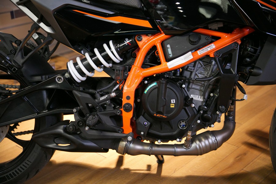 2026 KTM 390 DUKE