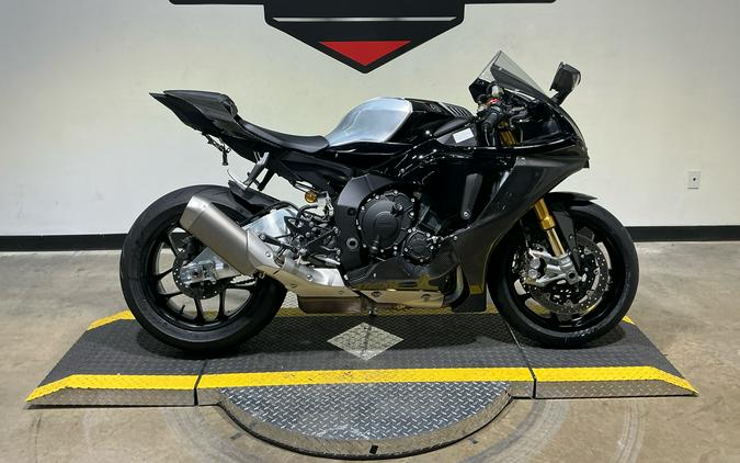 2024 Yamaha YZF-R1M