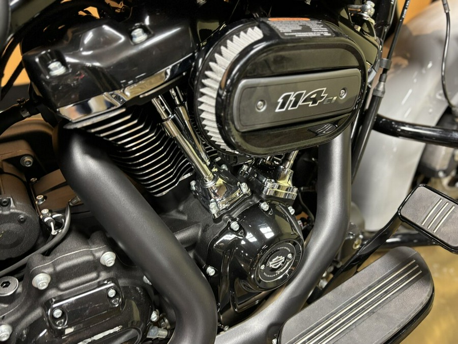 FLHRXS 2025 Road King Special