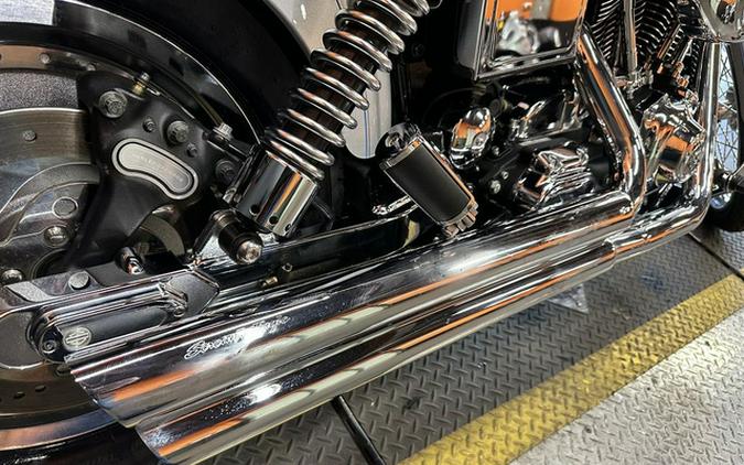 2004 Harley-Davidson Dyna FXDWG - Wide Glide