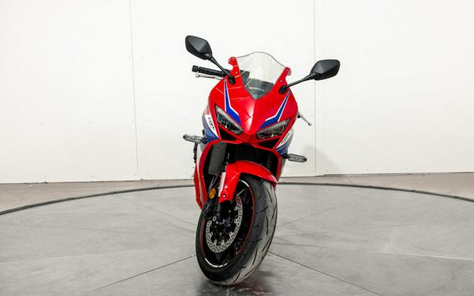 2026 Honda CBR650R E-Clutch