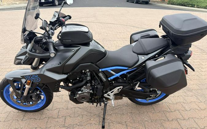 GSX800RQM4 2024 GSX-8S