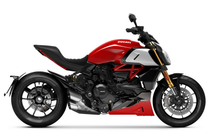 2021 Ducati DIAVEL 1260S