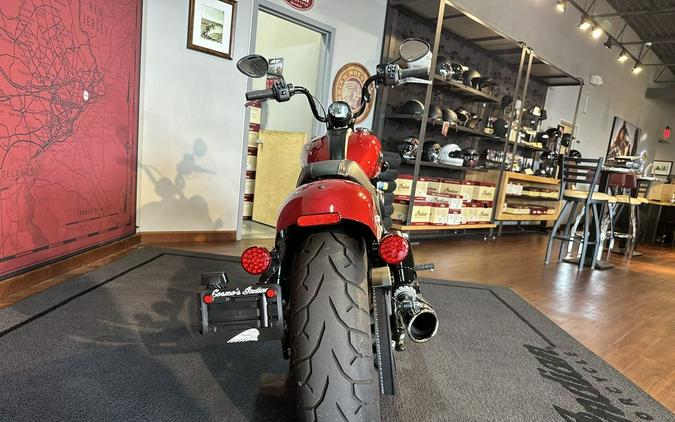 2022 Indian Motorcycle® Chief® Bobber ABS Ruby Metallic