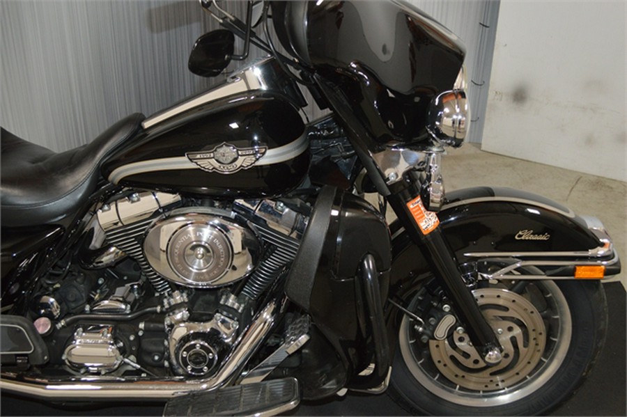 2003 Harley-Davidson FLHTCI