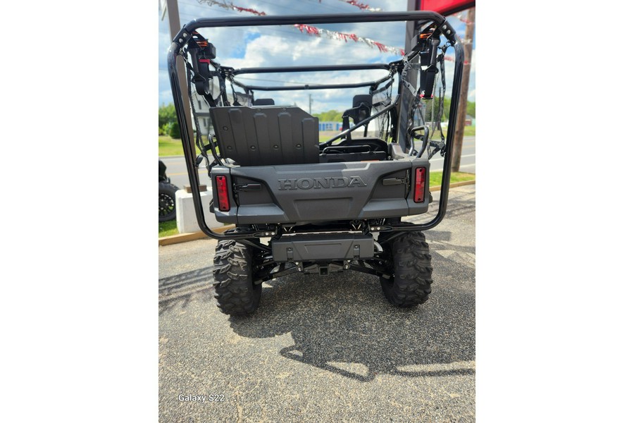2025 Honda Pioneer 1000-5 Deluxe