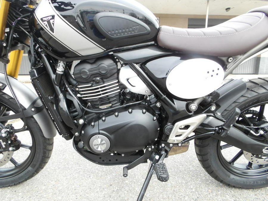 2025 Triumph Scrambler 400 X Phantom Black / Silver Ice