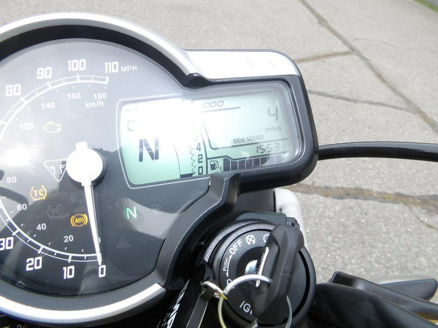 2025 Triumph Scrambler 400 X Phantom Black / Silver Ice