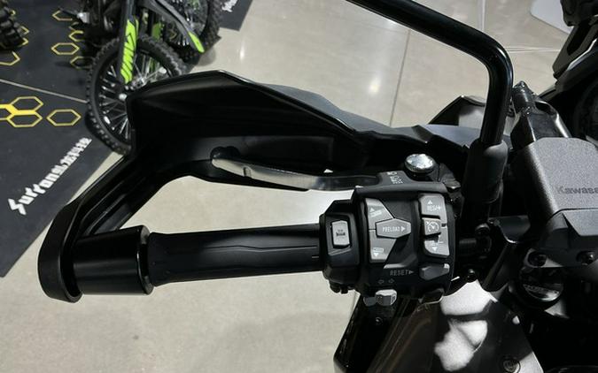 2025 Kawasaki Versys 1100 SE LT ABS