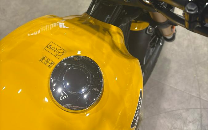 2026 Triumph Scrambler 400 XC