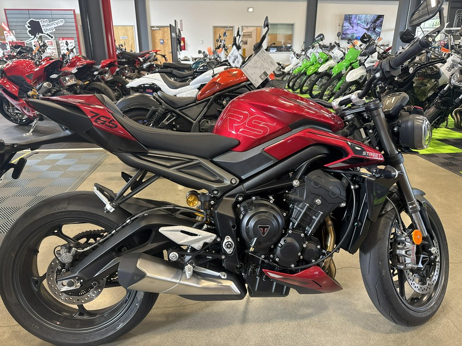 2025 Triumph STREET TRIPLE RS