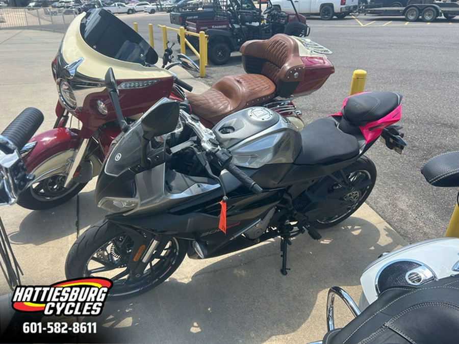 2025 CFMOTO 300SS