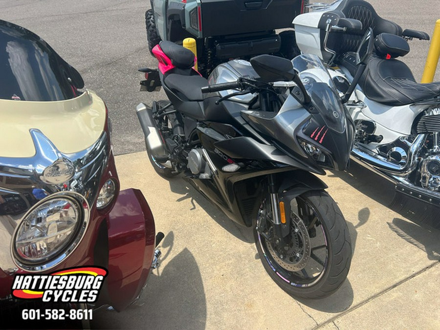 2025 CFMOTO 300SS