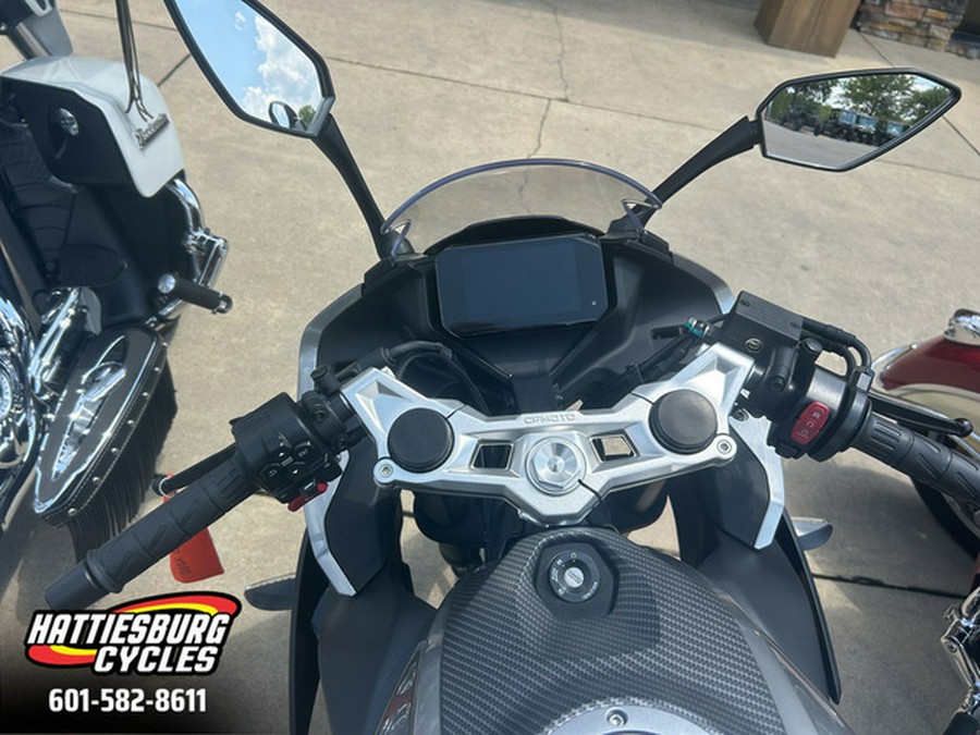 2025 CFMOTO 300SS