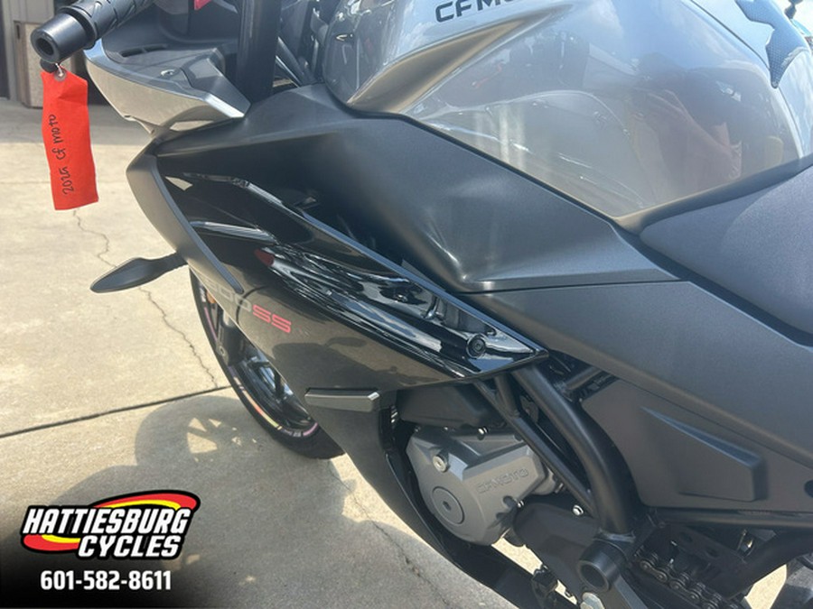 2025 CFMOTO 300SS