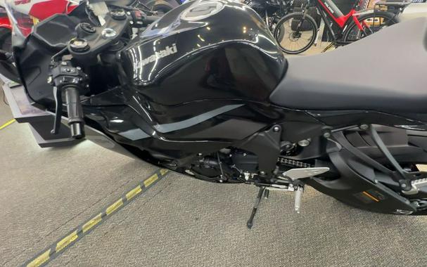 2026 Kawasaki Ninja® ZX™-6R ABS