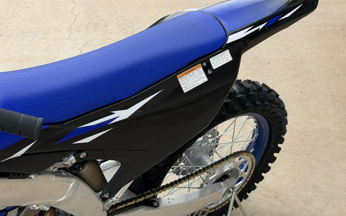2027 YAMAHA YZ450F MONSTER ENERGY EDITION
