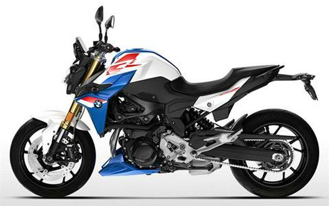 2024 BMW F 900 R