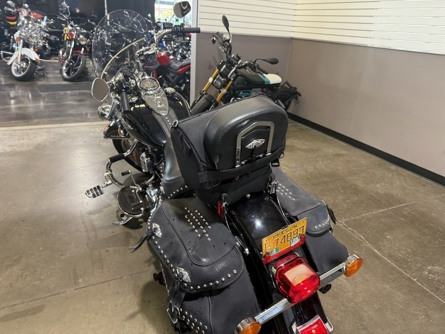 2011 Harley-Davidson® FLSTC - Heritage Softail® Classic