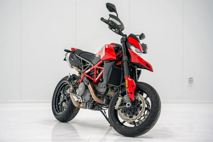 2025 Ducati Hypermotard 950 Ducati Red