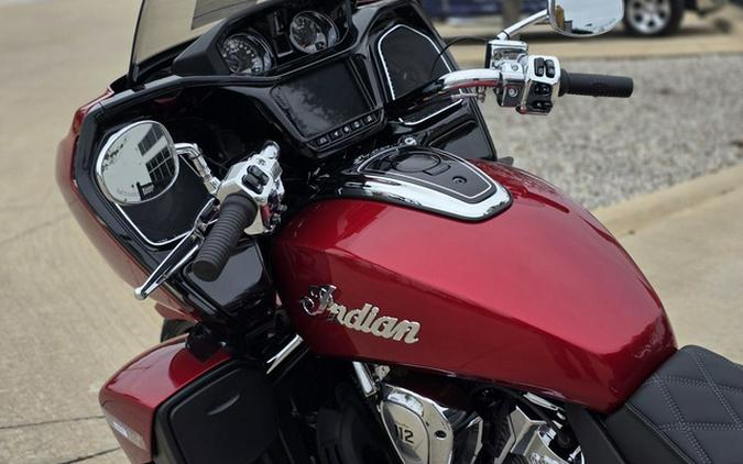 2026 Indian Pursuit Limited 112 w/PowerBand Audio Sunset Red Metallic