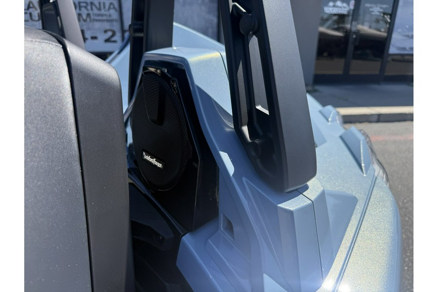 2026 Slingshot Signature Edition (Autodrive) T26AALHBBQ - Slingshot