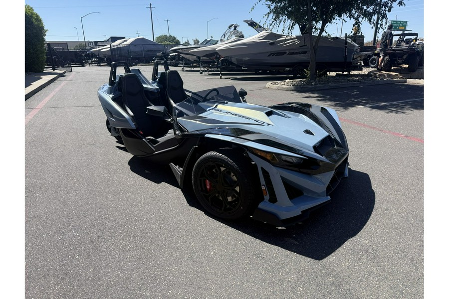 2026 Slingshot Signature Edition (Autodrive) T26AALHBBQ - Slingshot